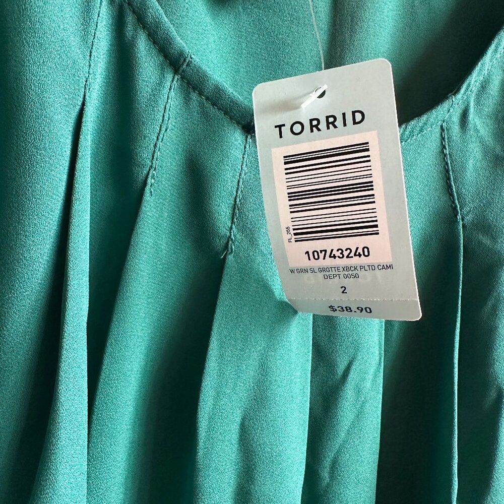NWT Torrid Pleated Front Georgette Cami Top - Picture 4 of 4